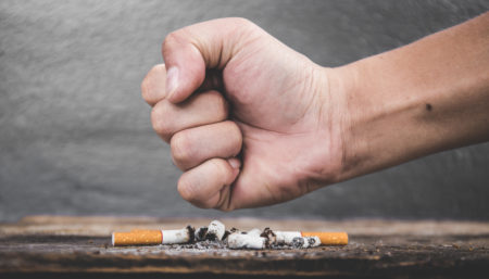 5 segnali di pericolo del tuo corpo (da ascoltare), quando fumi